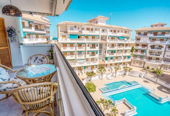 Resale - Apartment - Torrevieja - La Mata