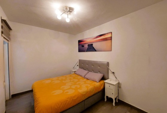 Segunda Mano - Apartamento - Torrevieja - Paseo maritimo