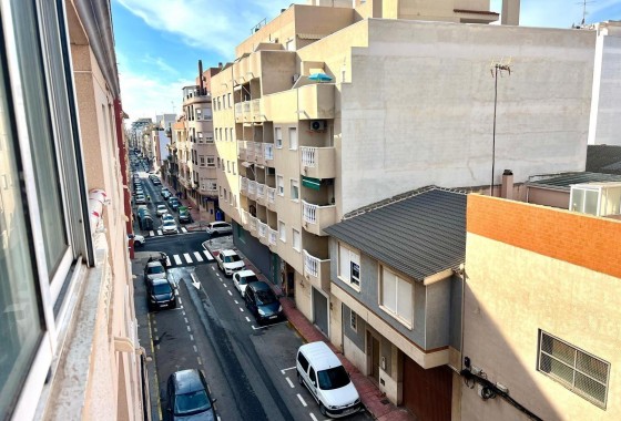 Segunda Mano - Apartamento - Torrevieja - Playa de los locos