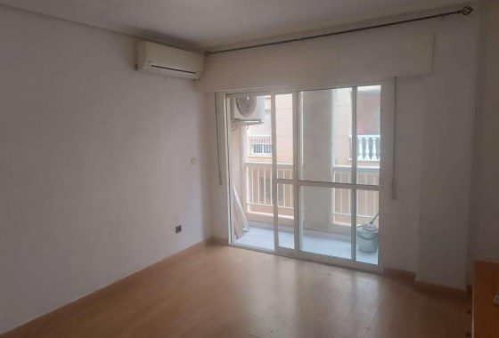 Revente - Appartement - Torrevieja - Acequion