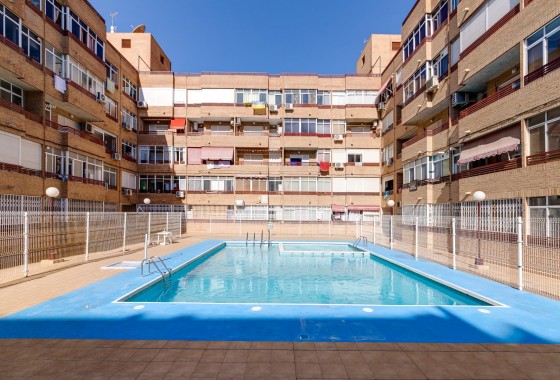 Revente - Appartement - Torrevieja - Centro