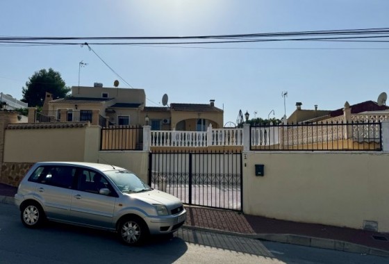 Resale - Detached Villa - Los Balcones