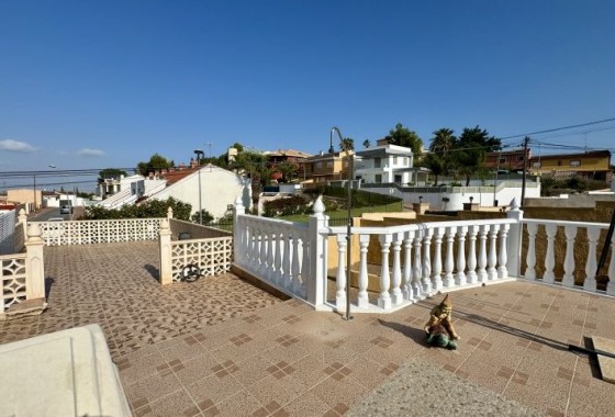 Resale - Detached Villa - Los Balcones