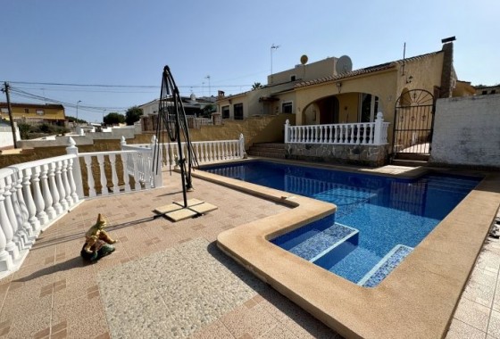 Resale - Detached Villa - Los Balcones