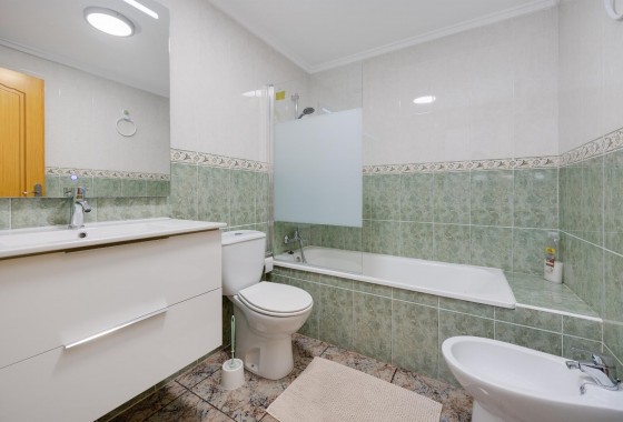 Revente - Appartement - Torrevieja - Acequion