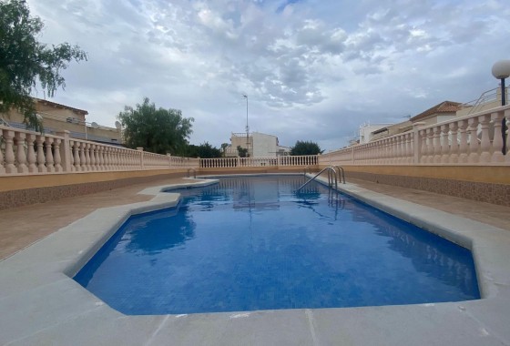 Revente - Bungalow - Torrevieja - Los altos