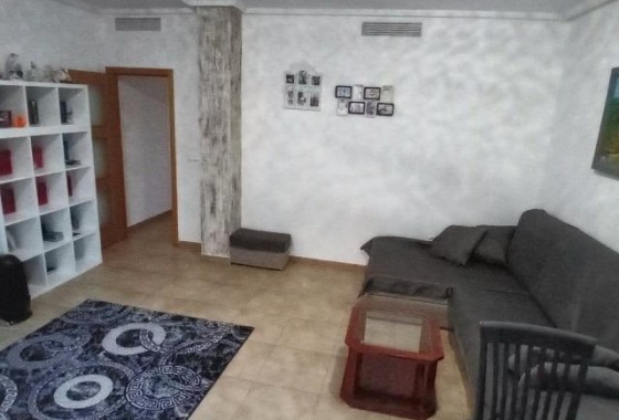 Resale - Apartment - Almoradí - Center