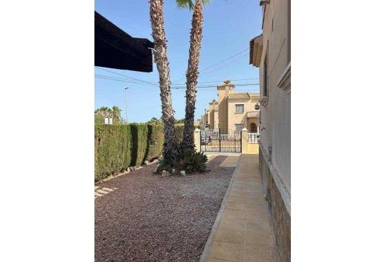 Revente - Villa - Torrevieja - La siesta