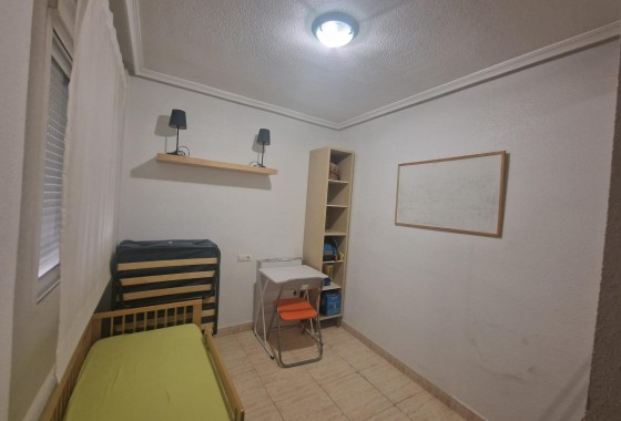 Revente - Appartement - Torrevieja - Centro