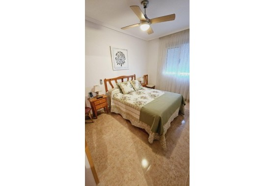 Revente - Appartement - Torrevieja - Centro