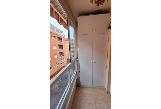 Resale - Apartment - Torrevieja - Playa del cura