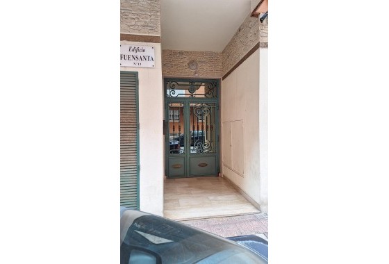 Resale - Apartment - Torrevieja - Playa del cura