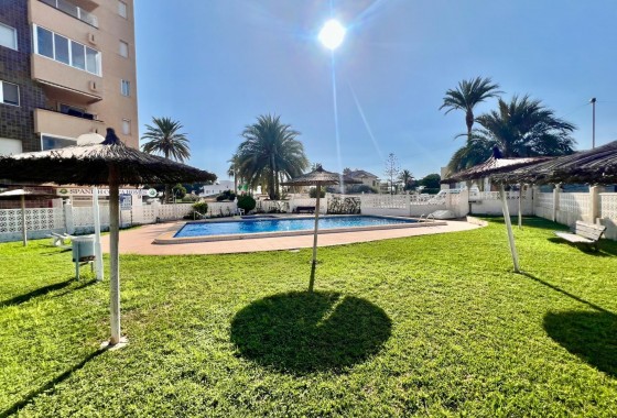 Resale - Apartment - Orihuela Costa - La Zenia