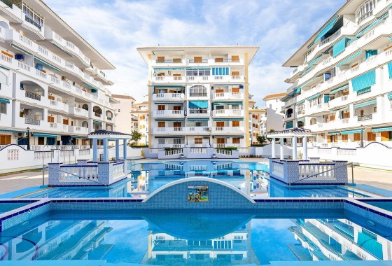 Resale - Apartment - Torrevieja - La Mata