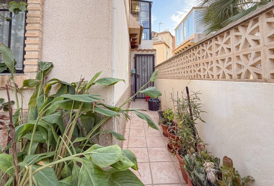 Resale - Detached Villa - Torrevieja - Las calas