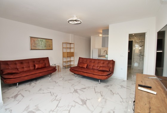 Resale - Apartment - Villamartin