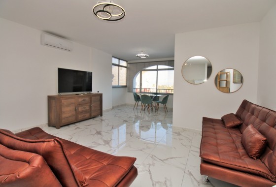 Resale - Apartment - Villamartin