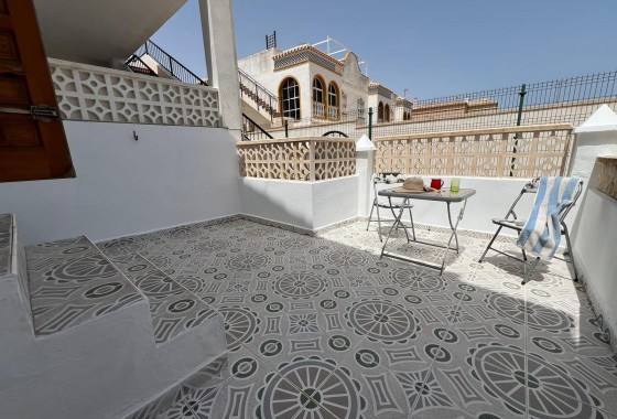 Revente - Bungalow - Torrevieja - Aguas nuevas 2