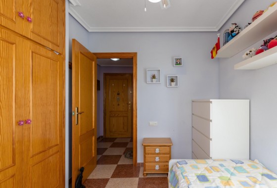 Resale - Apartment - Torrevieja - La Mata