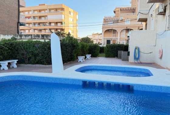 Revente - Appartement - Torrevieja - Punta prima