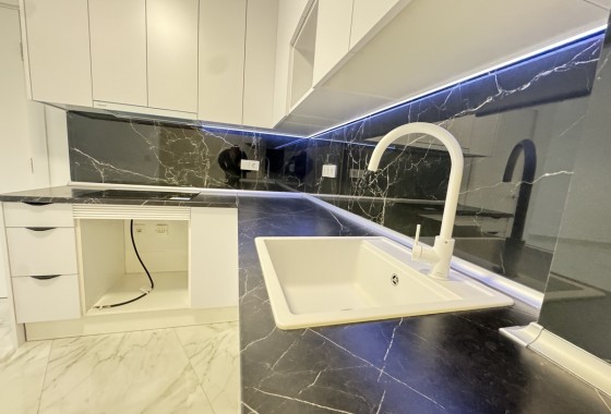 Resale - Apartment - Torrevieja