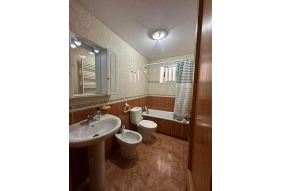 Resale - Apartment - Torrevieja - Centro