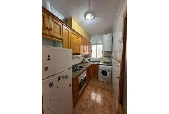 Resale - Apartment - Torrevieja - Centro