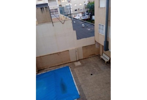 Resale - Apartment - Torrevieja - Centro