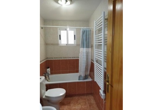 Resale - Apartment - Torrevieja - Centro