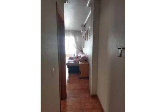 Resale - Apartment - Torrevieja - Centro