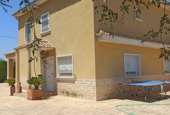 Resale - Detached Villa - Elche