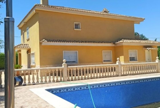 Resale - Detached Villa - Elche