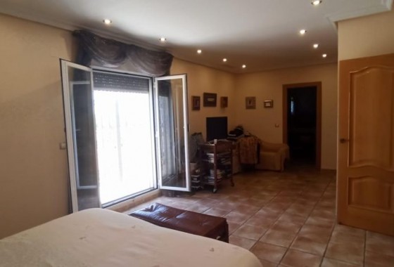 Resale - Detached Villa - Elche