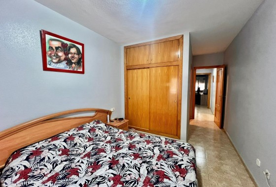 Resale - Apartment - Torrevieja - torrevieja