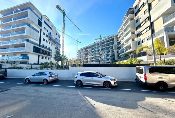 Resale - Apartment - Orihuela Costa - Altos de Campoamor