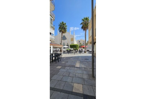 Revente - Appartement - Torrevieja - Paseo maritimo