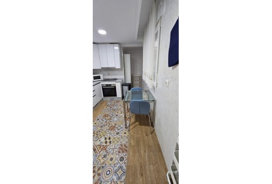 Revente - Appartement - Torrevieja - Paseo maritimo