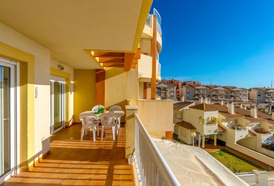 Resale - Apartment - Orihuela Costa - Campoamor