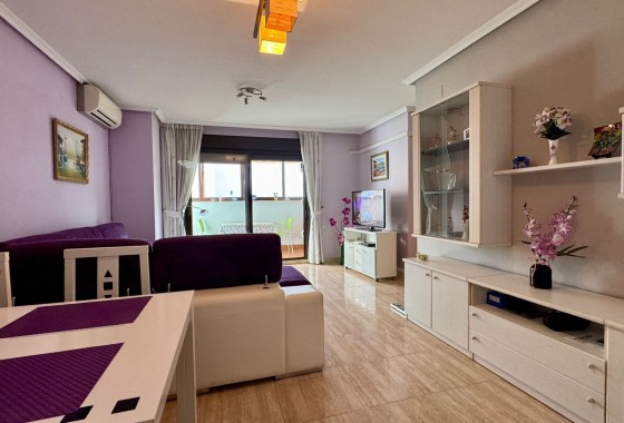 Resale - Apartment - Torrevieja*