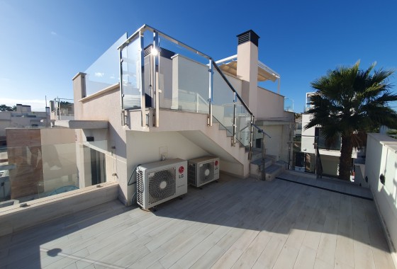 Revente - Villa - Orihuela Costa - Lomas de Cabo Roig