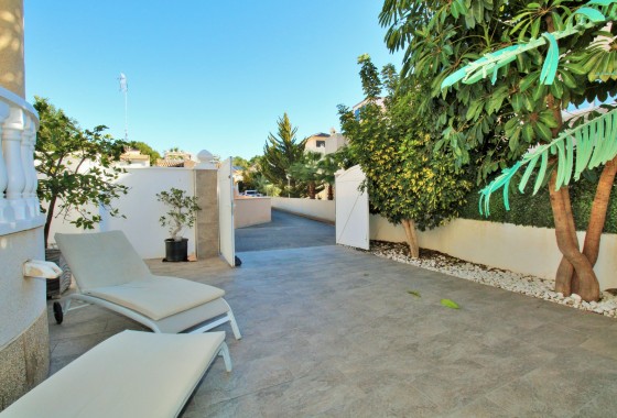 Resale - Detached Villa - Villamartin