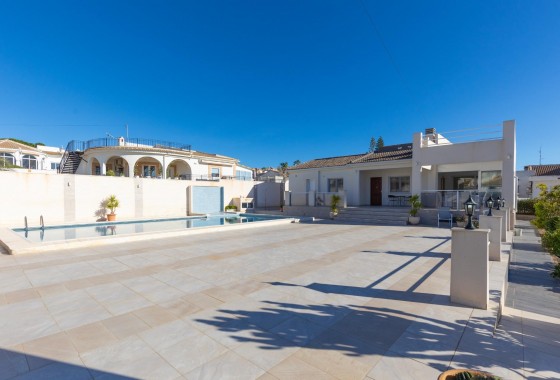 Revente - Villa - Torrevieja - El chaparral