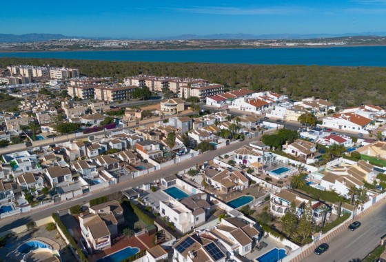 Revente - Villa - Torrevieja - El chaparral