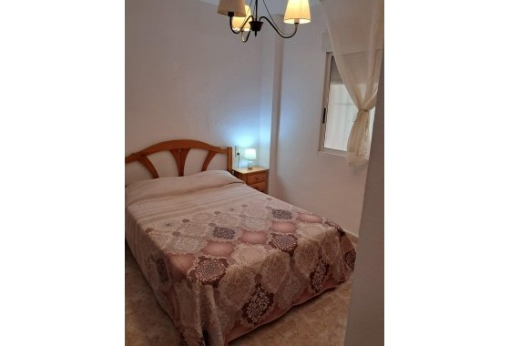 Resale - Apartment - Torrevieja - Playa de los locos