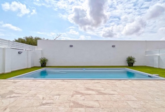 Resale - Detached Villa - Torrevieja - Costa Blanca