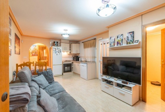 Resale - Apartment - Torrevieja - Estacion de autobuses