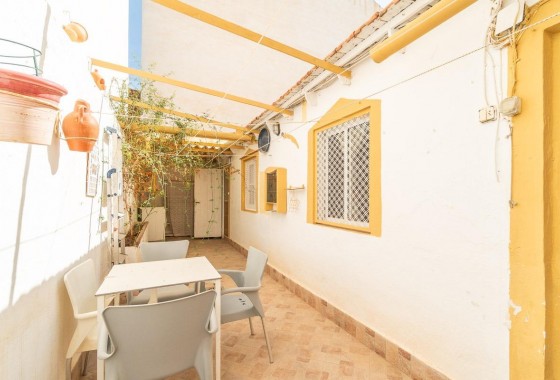 Resale - Apartment - Torrevieja - Playa de los Naufragos