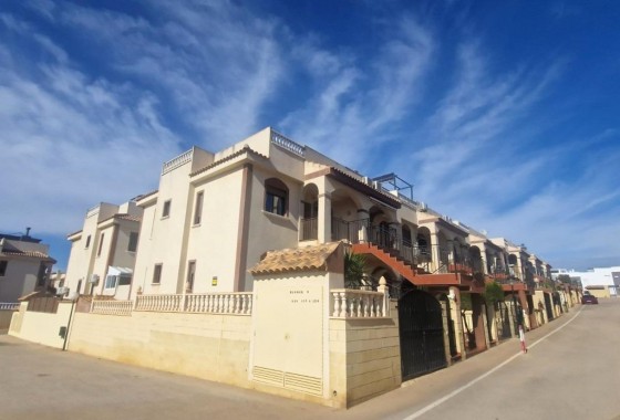 Segunda Mano - Bungalow - Torrevieja - Aguas nuevas 1