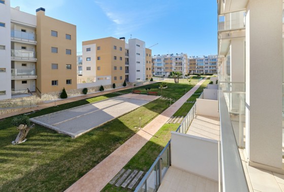 Resale - Apartment - Villamartin - Costa Blanca