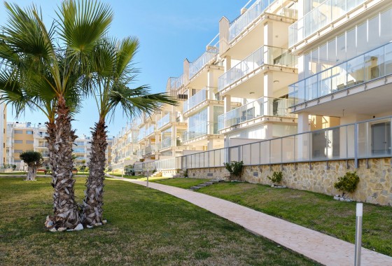 Resale - Apartment - Villamartin - Costa Blanca